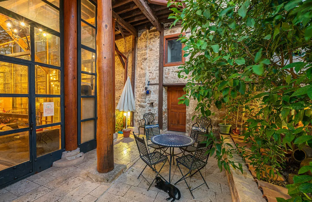 Cedrus Hotel-1